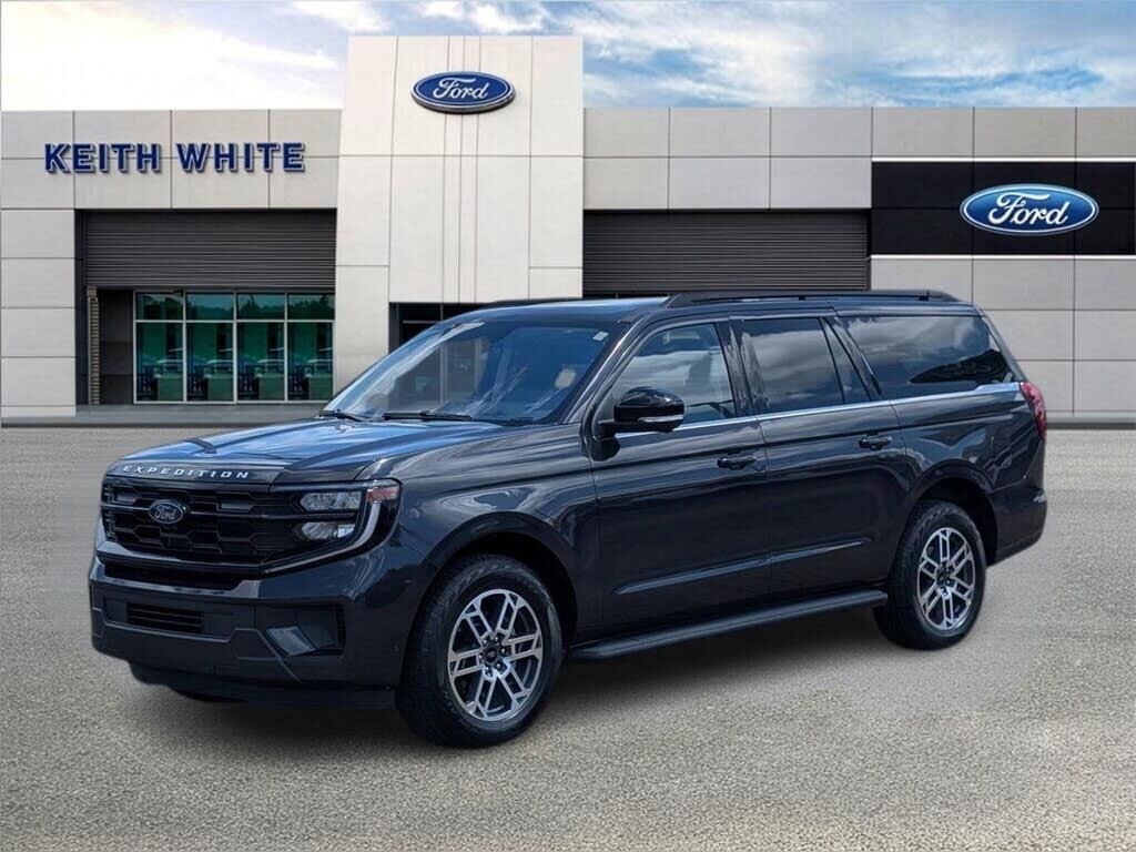 2025 Ford Expedition MAX Active — photo 1 of 1