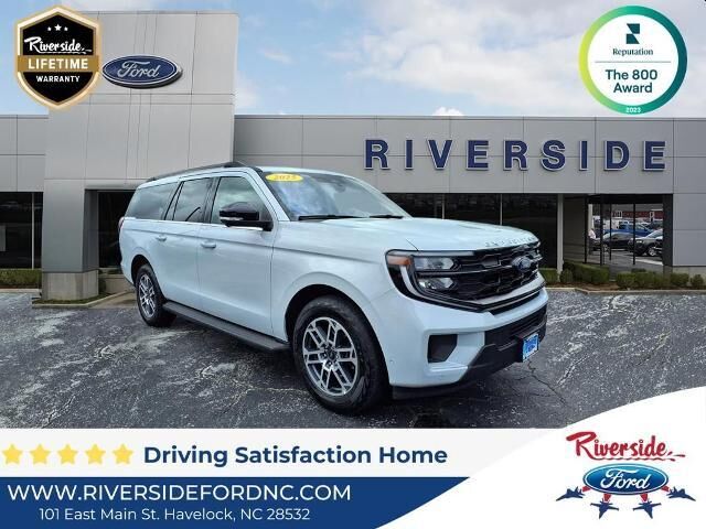2025 Ford Expedition MAX Active — photo 1 of 10