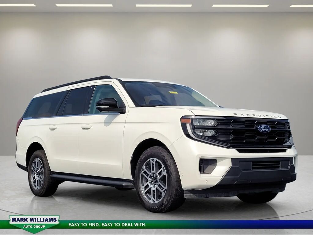 2025 Ford Expedition MAX Active — photo 1 of 15