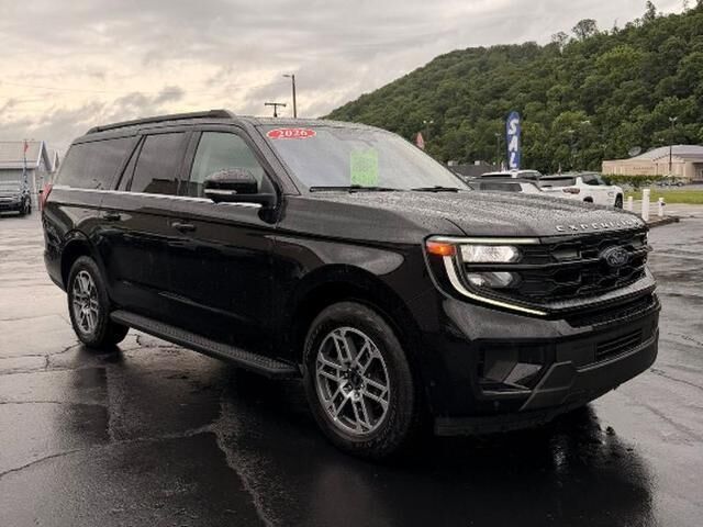 2025 Ford Expedition MAX Active — photo 1 of 13