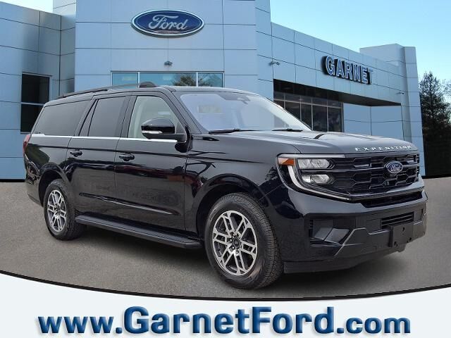 2025 Ford Expedition MAX Active — photo 1 of 13