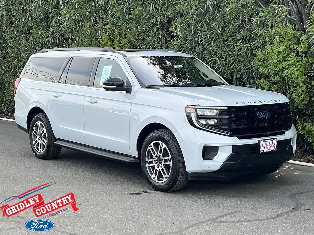 2025 Ford Expedition MAX Active — photo 1 of 26