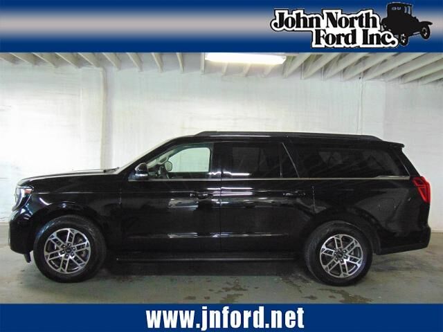2025 Ford Expedition MAX Active — photo 1 of 13