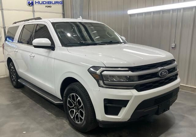 2023 Ford Expedition MAX XLT — photo 1 of 26