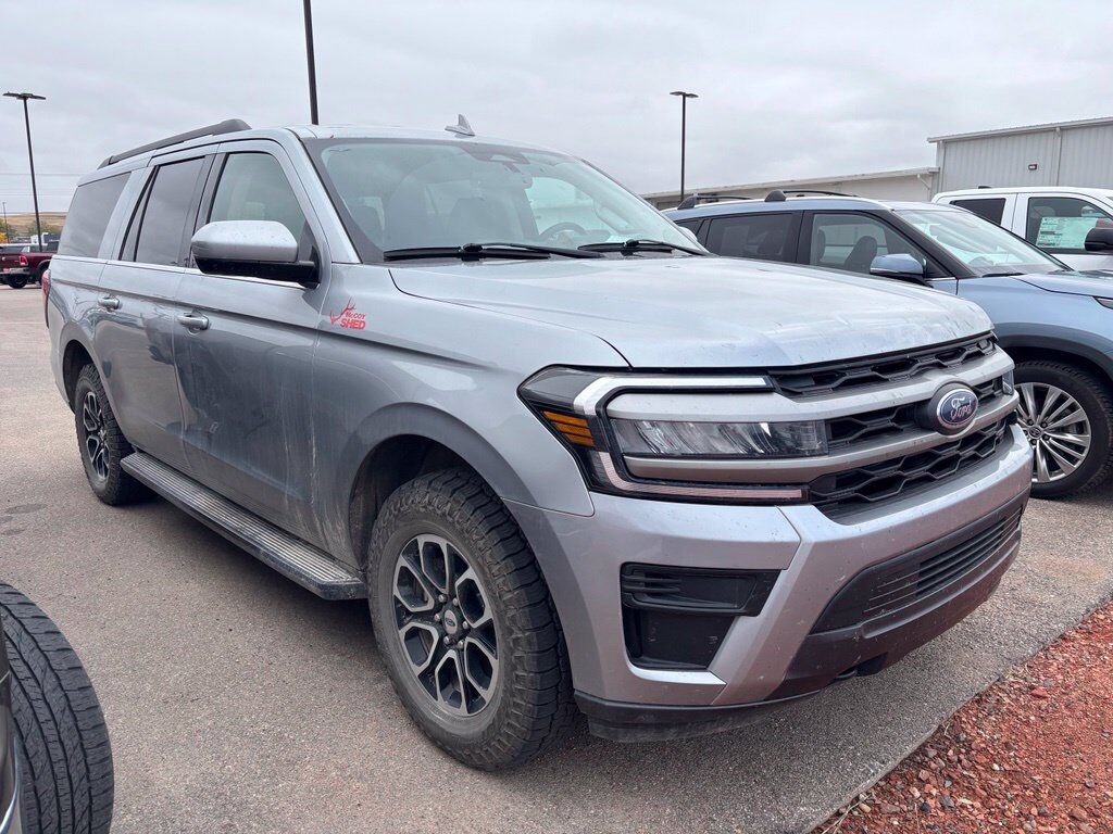 2024 Ford Expedition Max XLT — photo 1 of 6