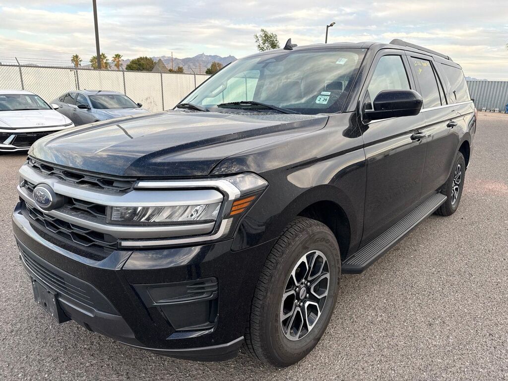 2024 Ford Expedition MAX XLT — photo 1 of 13