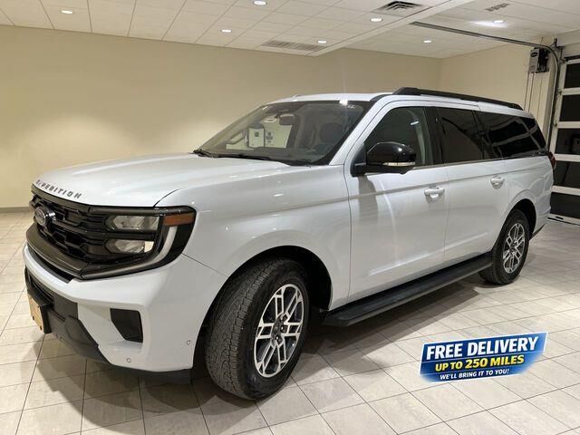 2025 Ford Expedition MAX Active — photo 1 of 26