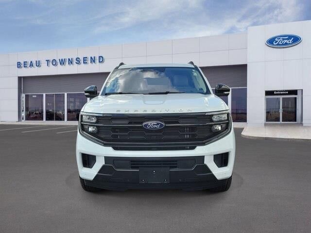 2025 Ford Expedition MAX Active — photo 1 of 24