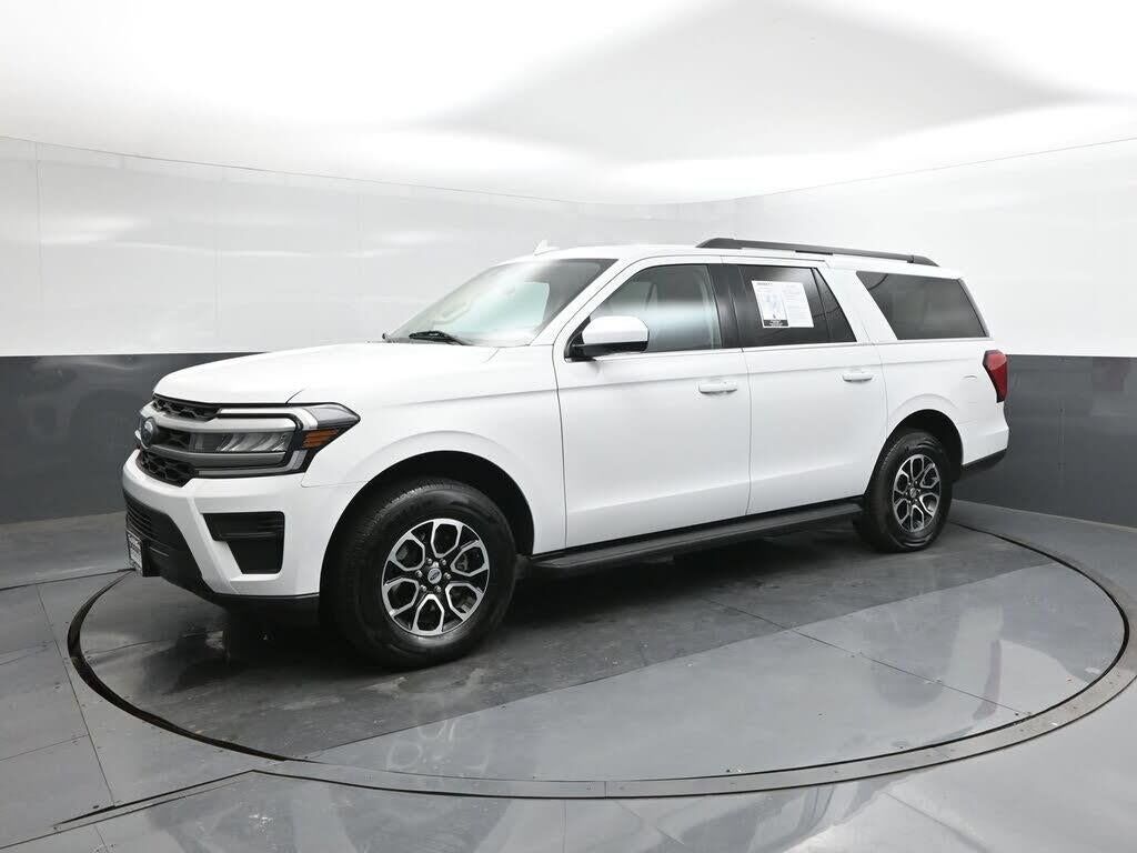 2024 Ford Expedition MAX XLT — photo 1 of 1