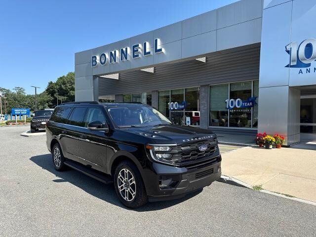 2025 Ford Expedition MAX Active — photo 1 of 26