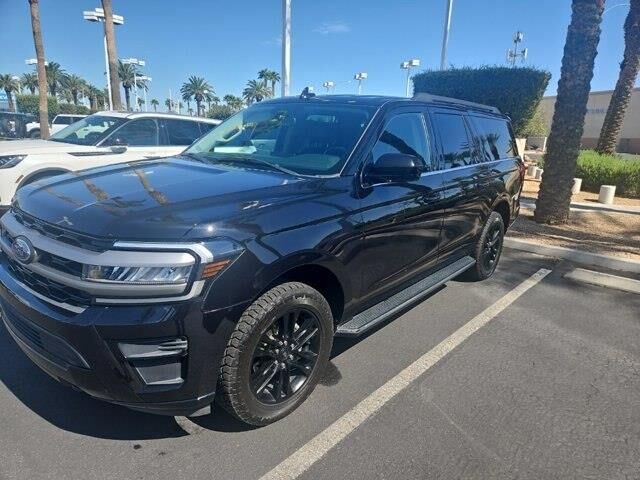 2022 Ford Expedition MAX XLT — photo 1 of 10