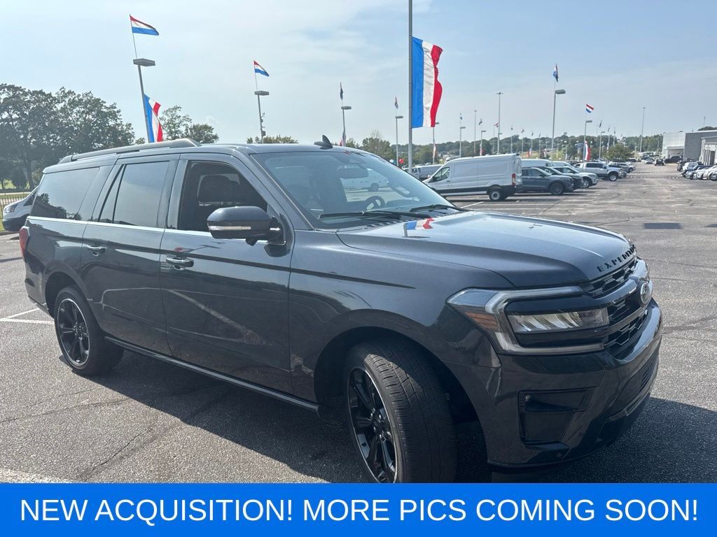 2023 Ford Expedition Max Limited — photo 1 of 10