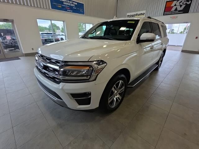 2023 Ford Expedition MAX Limited — photo 1 of 26