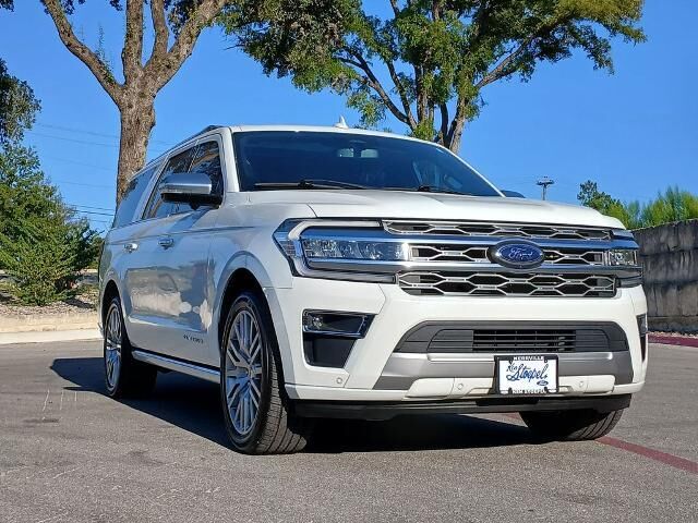 2023 Ford Expedition MAX Platinum — photo 1 of 26
