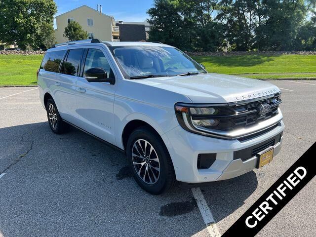 2025 Ford Expedition MAX Platinum — photo 1 of 26