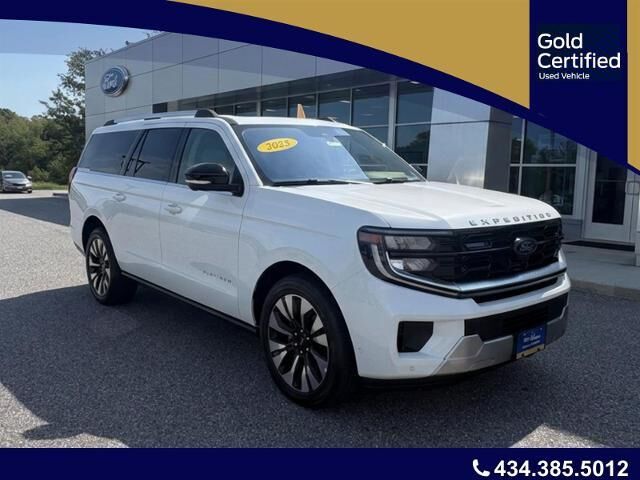2025 Ford Expedition MAX Platinum — photo 1 of 26