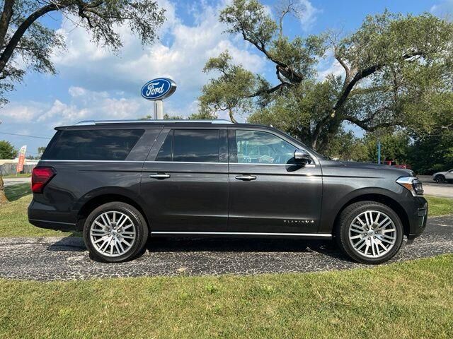 2023 Ford Expedition MAX Platinum