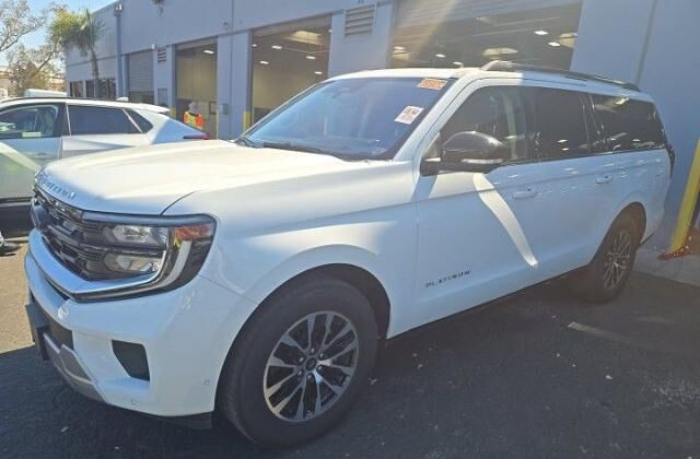 2025 Ford Expedition MAX Platinum — photo 1 of 17
