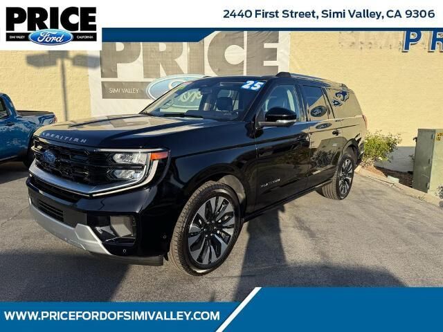 2025 Ford Expedition MAX Platinum — photo 1 of 13