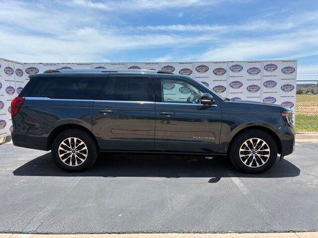 2025 Ford Expedition MAX Platinum — photo 1 of 13