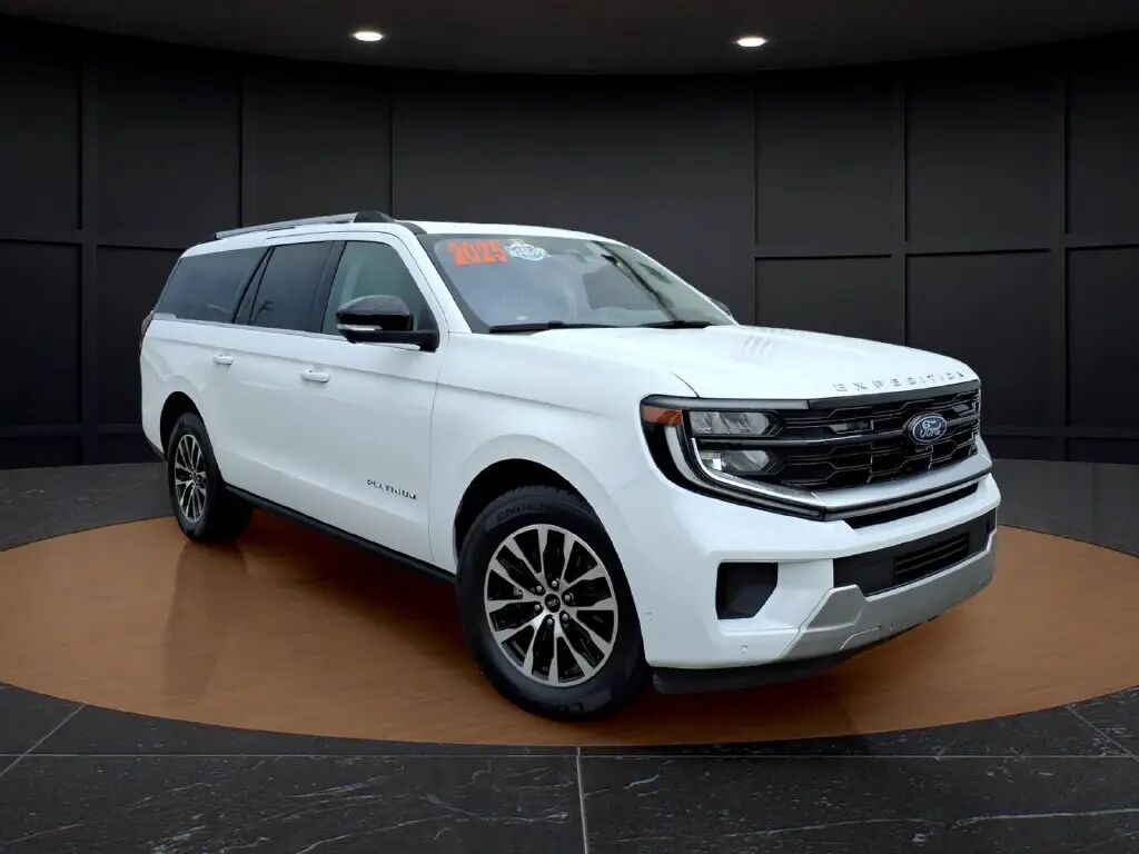 2025 Ford Expedition MAX Platinum — photo 1 of 13
