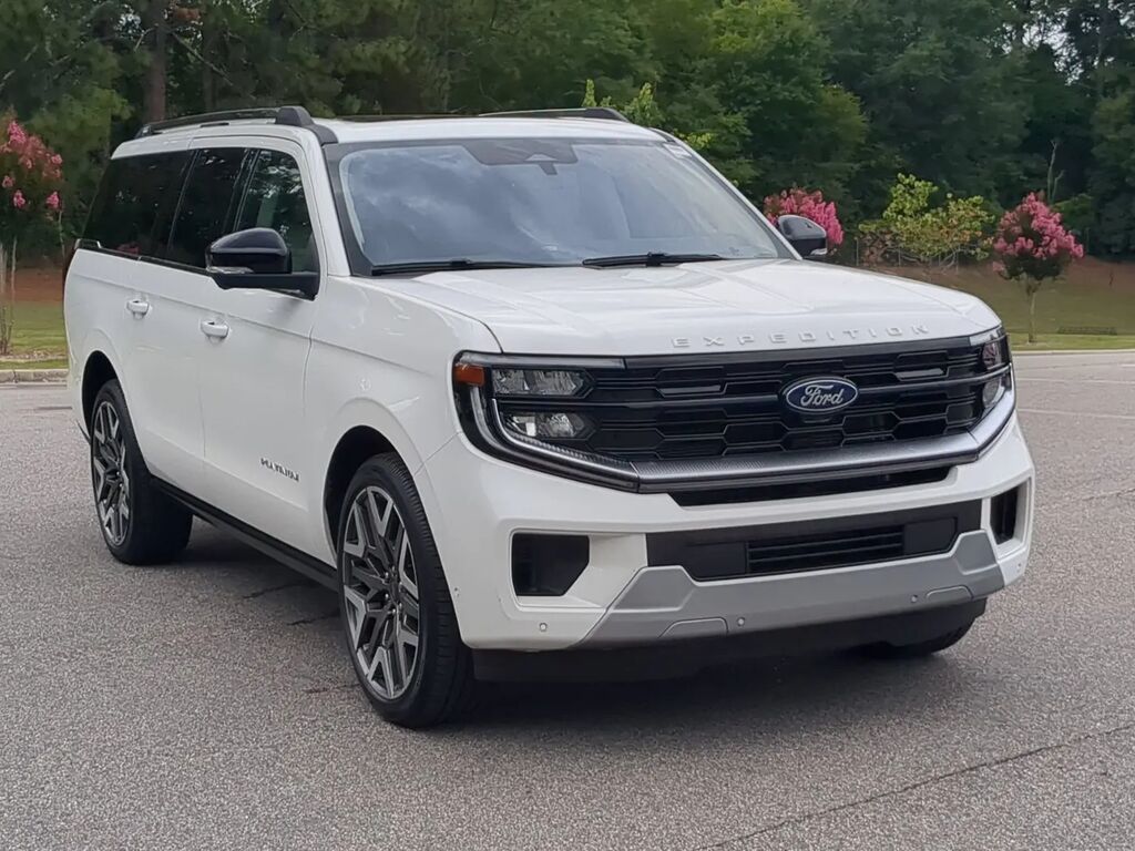 2025 Ford Expedition MAX Platinum — photo 1 of 14