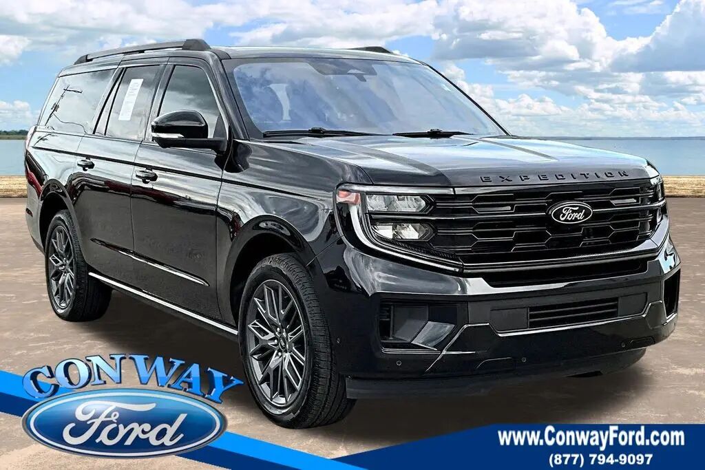 2025 Ford Expedition MAX Platinum — photo 1 of 1