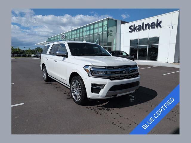 2022 Ford Expedition MAX Platinum — photo 1 of 26