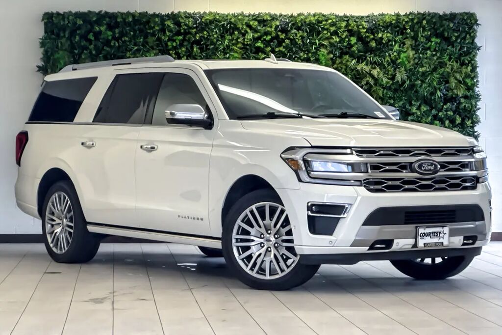2022 Ford Expedition MAX Platinum — photo 1 of 1