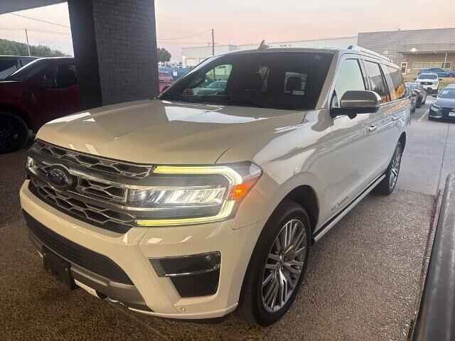 2022 Ford Expedition MAX Platinum