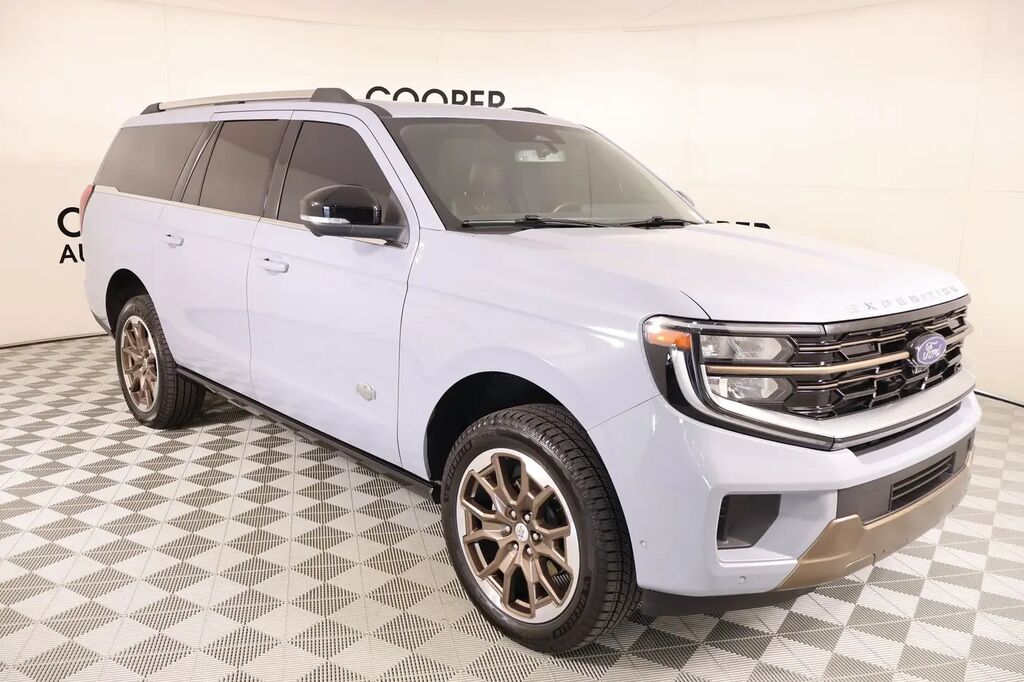 2025 Ford Expedition MAX King Ranch — photo 1 of 13