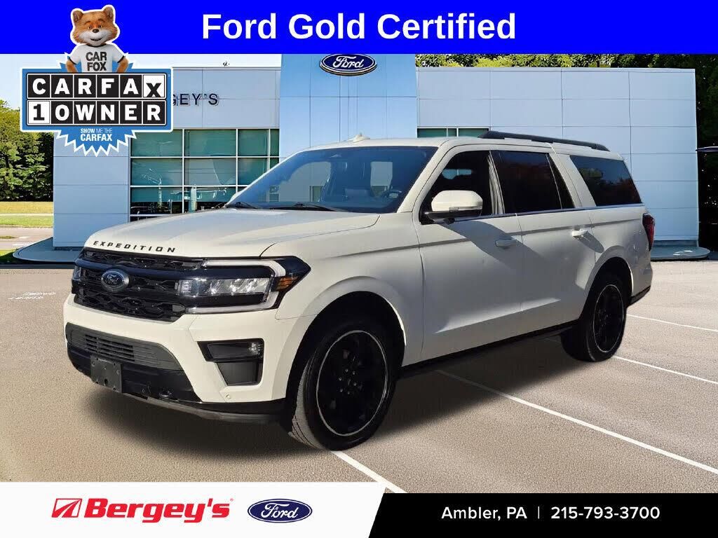 2023 Ford Expedition MAX Limited — photo 1 of 1