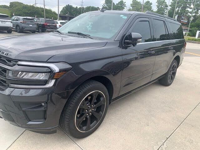 2024 Ford Expedition MAX Limited — photo 1 of 1
