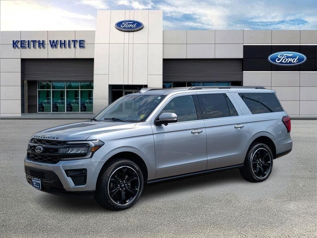 2023 Ford Expedition MAX Limited — photo 1 of 1