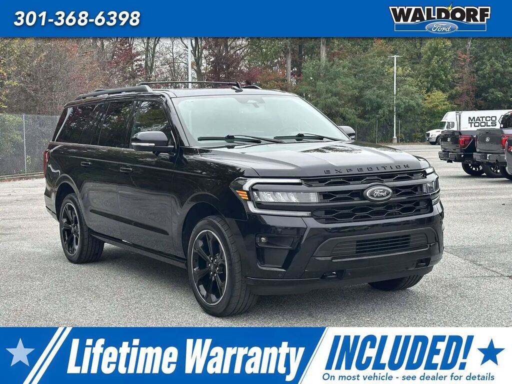 2023 Ford Expedition MAX Limited — photo 1 of 13