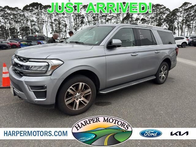 2023 Ford Expedition MAX Limited — photo 1 of 26