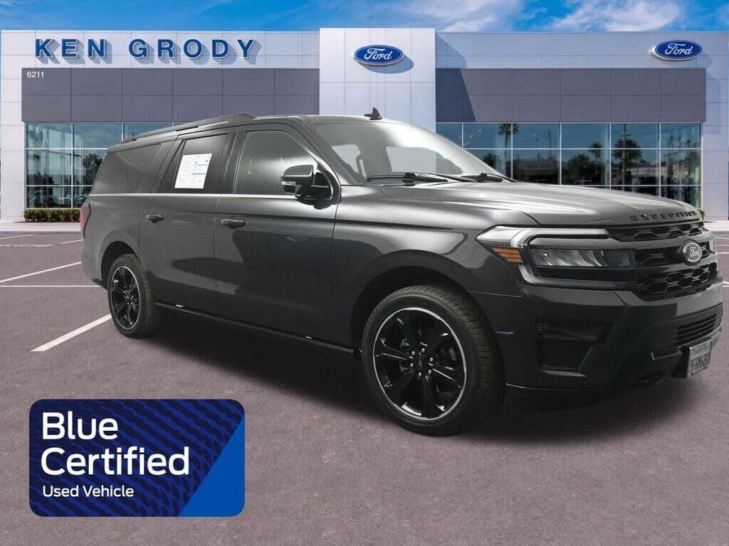 2023 Ford Expedition MAX Limited — photo 1 of 1