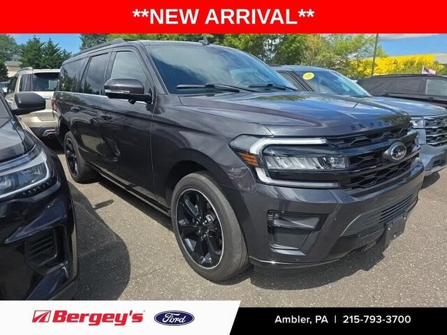 2023 Ford Expedition MAX Limited — photo 1 of 1