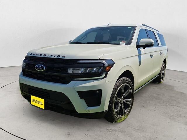 2024 Ford Expedition MAX Limited — photo 1 of 3