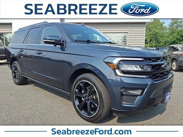 2023 Ford Expedition MAX Limited — photo 1 of 14