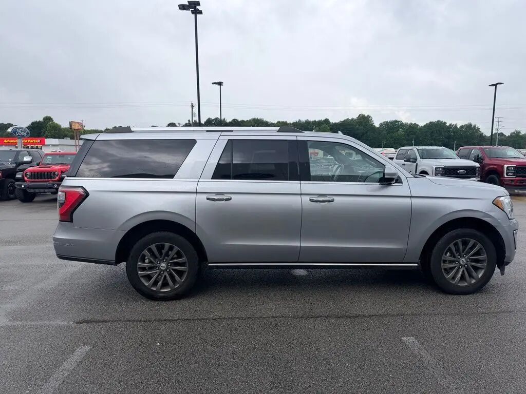 2021 Ford Expedition MAX Limited — photo 1 of 8