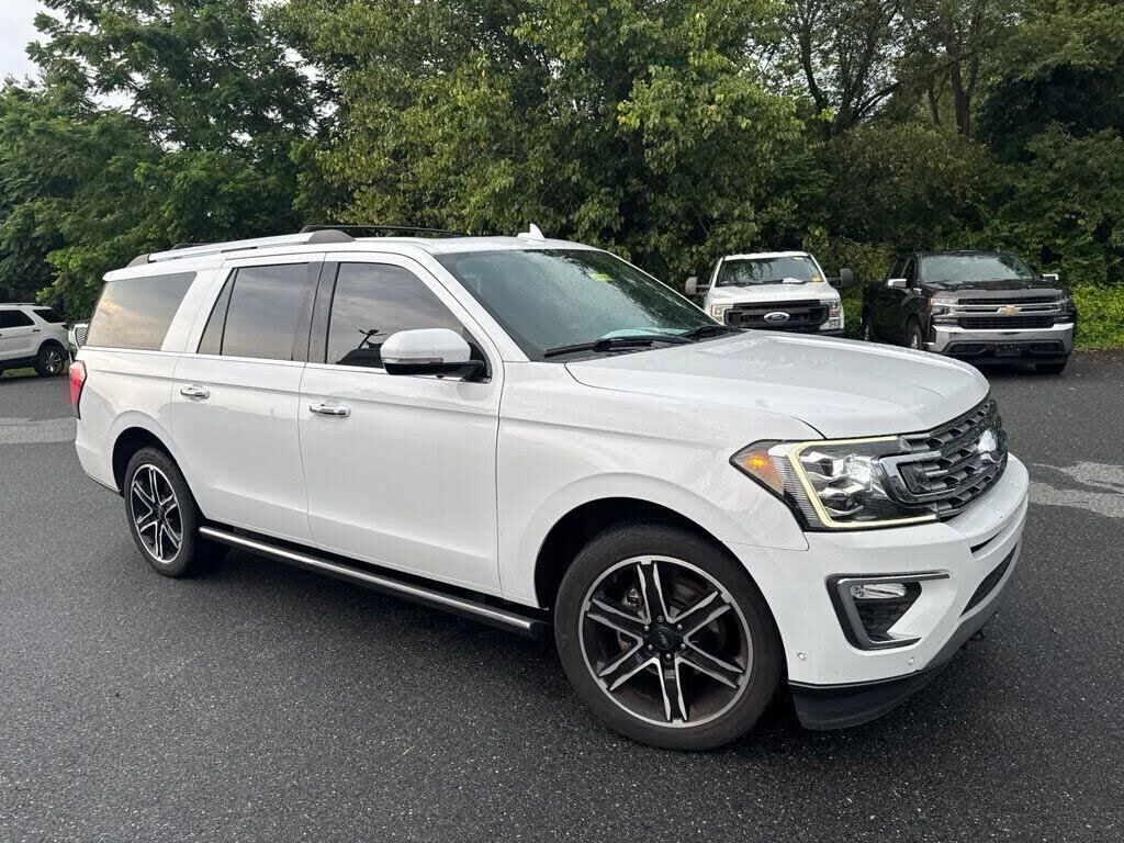 2019 Ford Expedition MAX Limited — photo 1 of 14