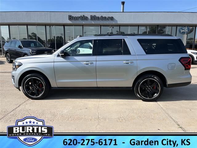 2022 Ford Expedition MAX Limited — photo 1 of 13