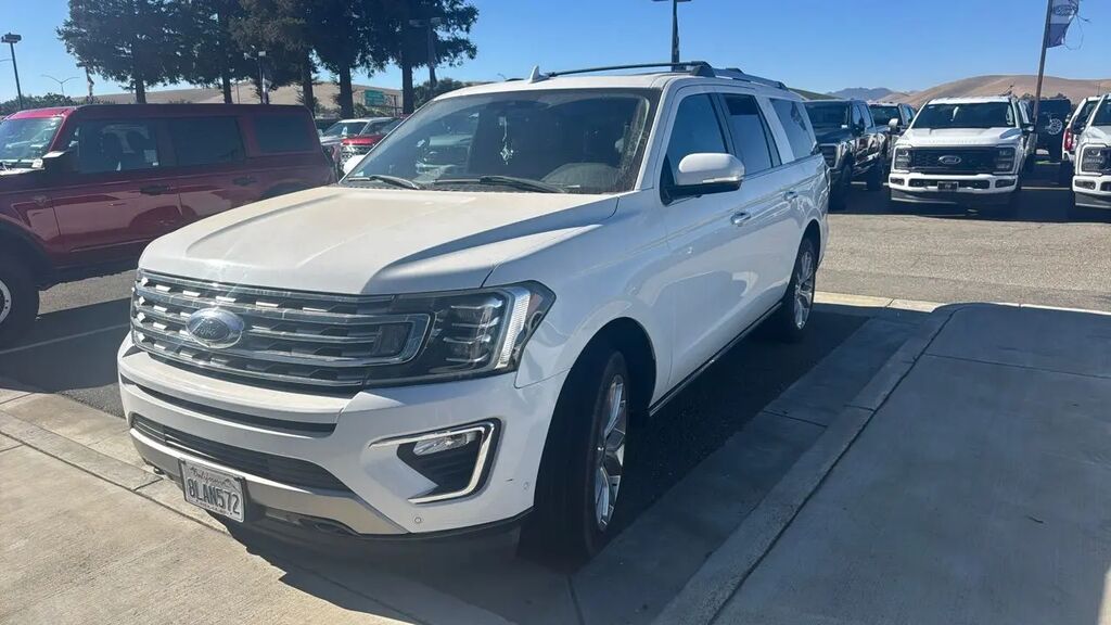 2018 Ford Expedition MAX Limited — photo 1 of 9