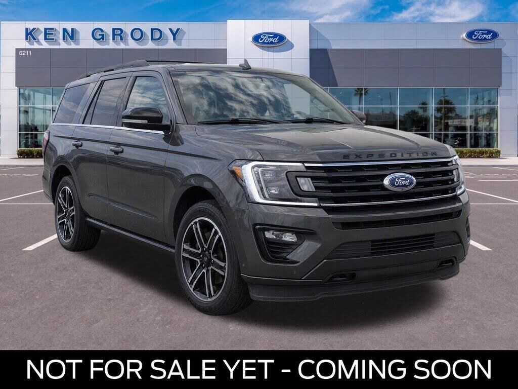 2021 Ford Expedition MAX Limited — photo 1 of 2