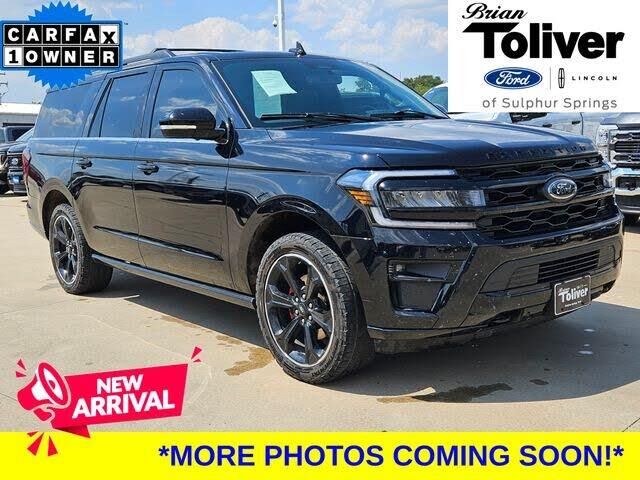 2022 Ford Expedition MAX Limited — photo 1 of 1