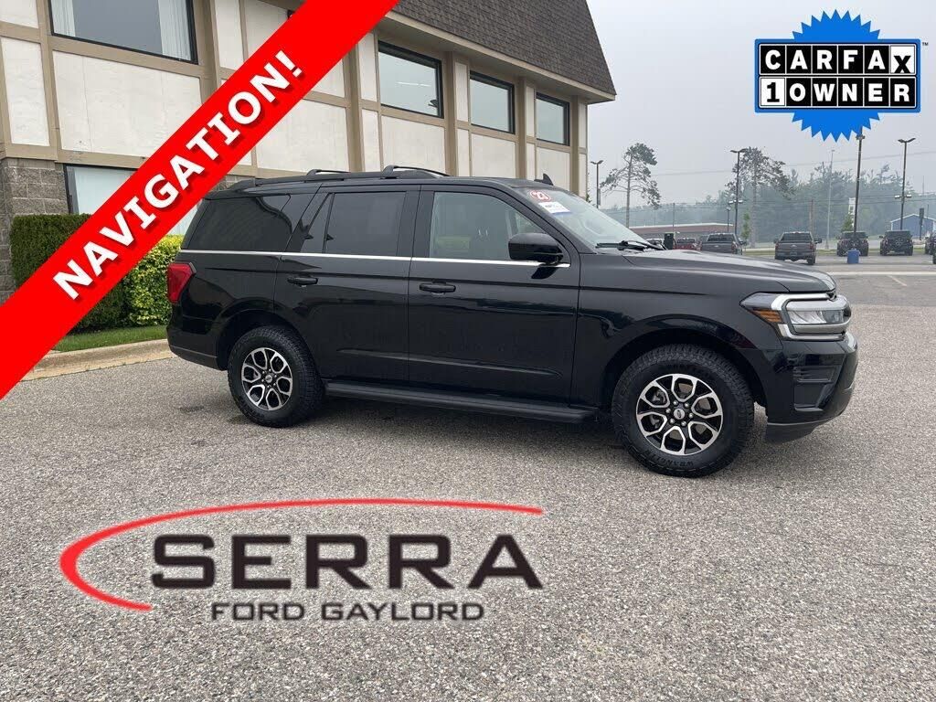 2023 Ford Expedition XL — photo 1 of 1