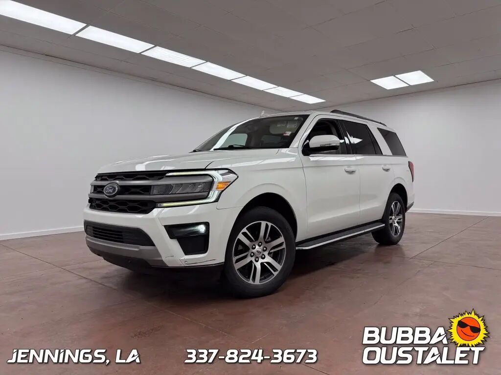 2023 Ford Expedition XLT — photo 1 of 13