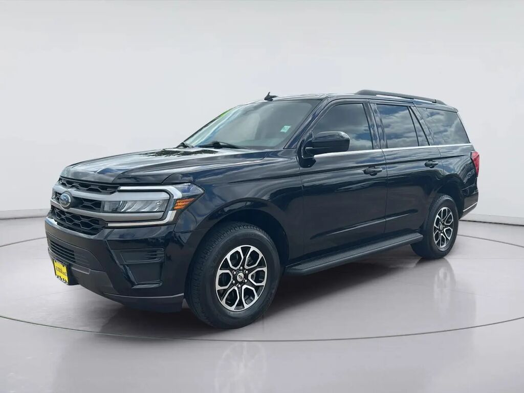 2024 Ford Expedition XLT — photo 1 of 13