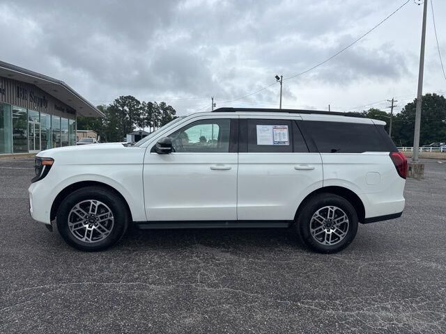 2025 Ford Expedition Active — photo 1 of 26